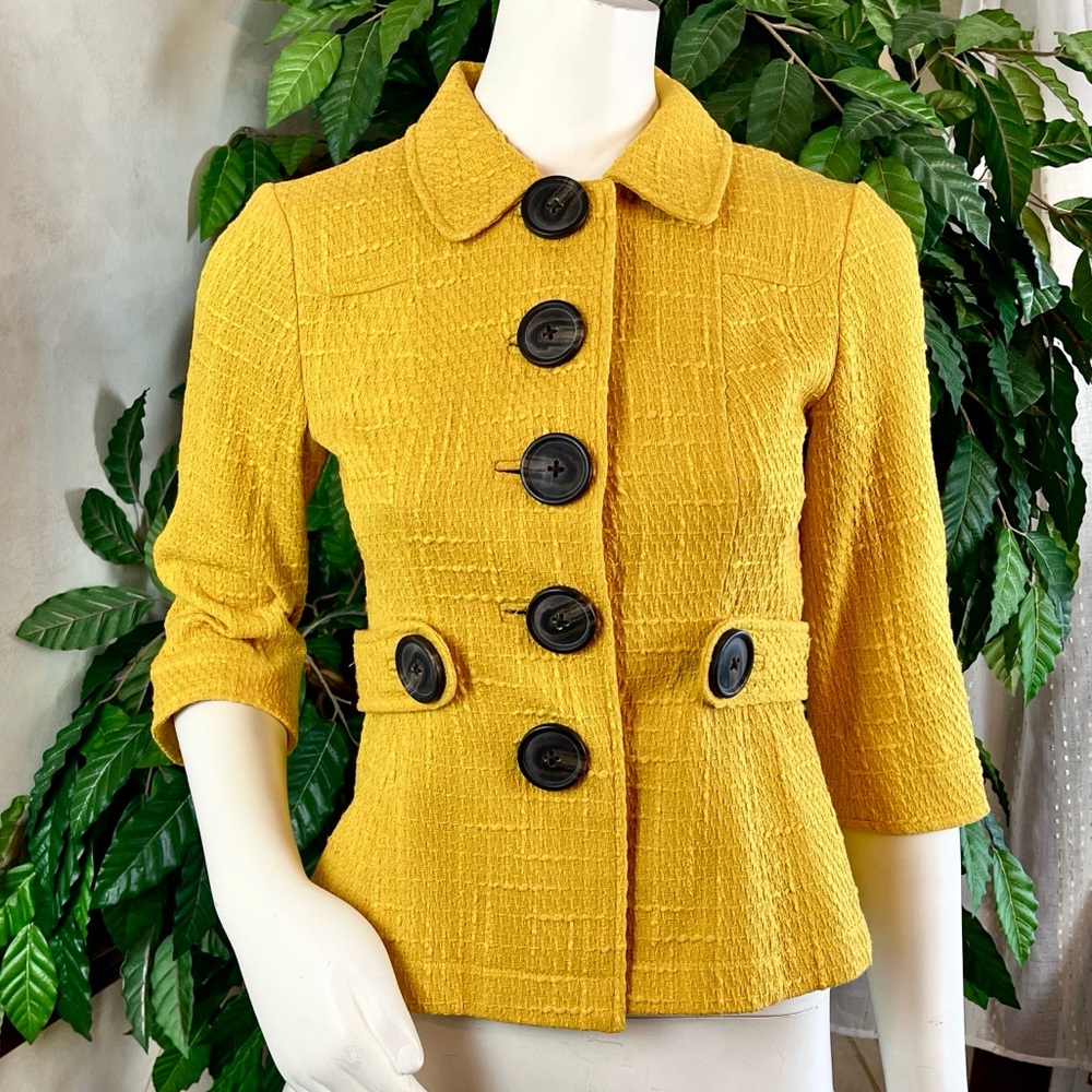 BANANA REPUBLIC GOLD 3/4 SLEEVE JACKET